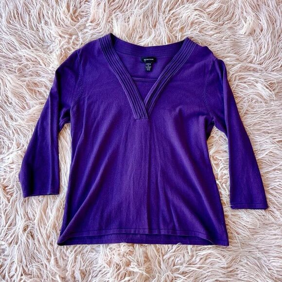 American Vintage Sweaters - Vintage V-Neck Sweater